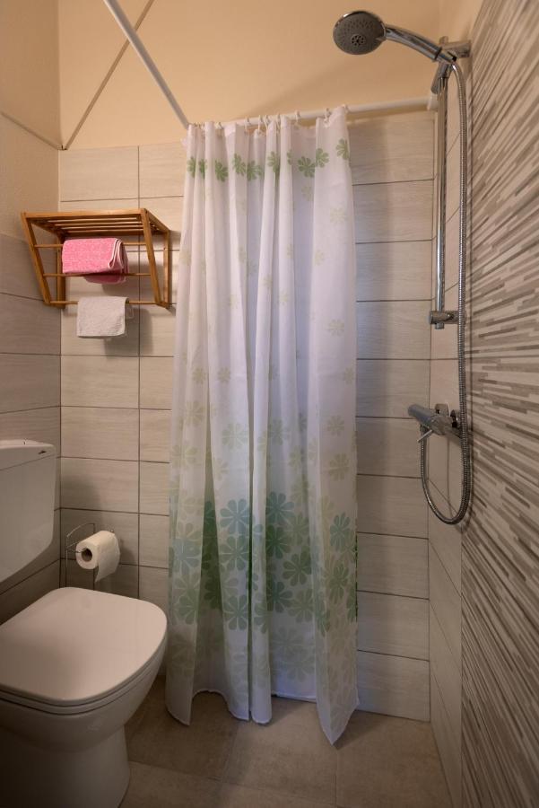 Porte ad Arco Bra Exterior foto